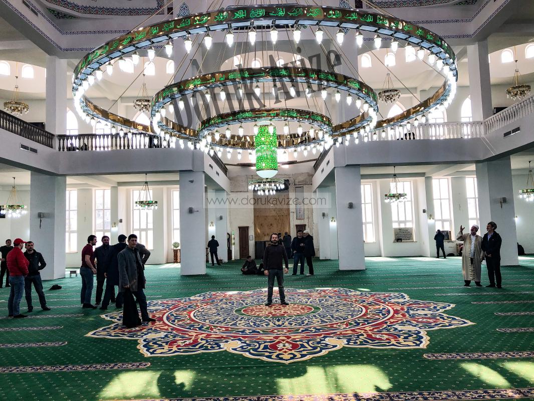 Medina%20Model%208%20meter%20mosque%20chandelier