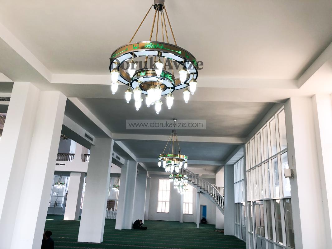 Medina%20Model%20Mosque%20Chandelier