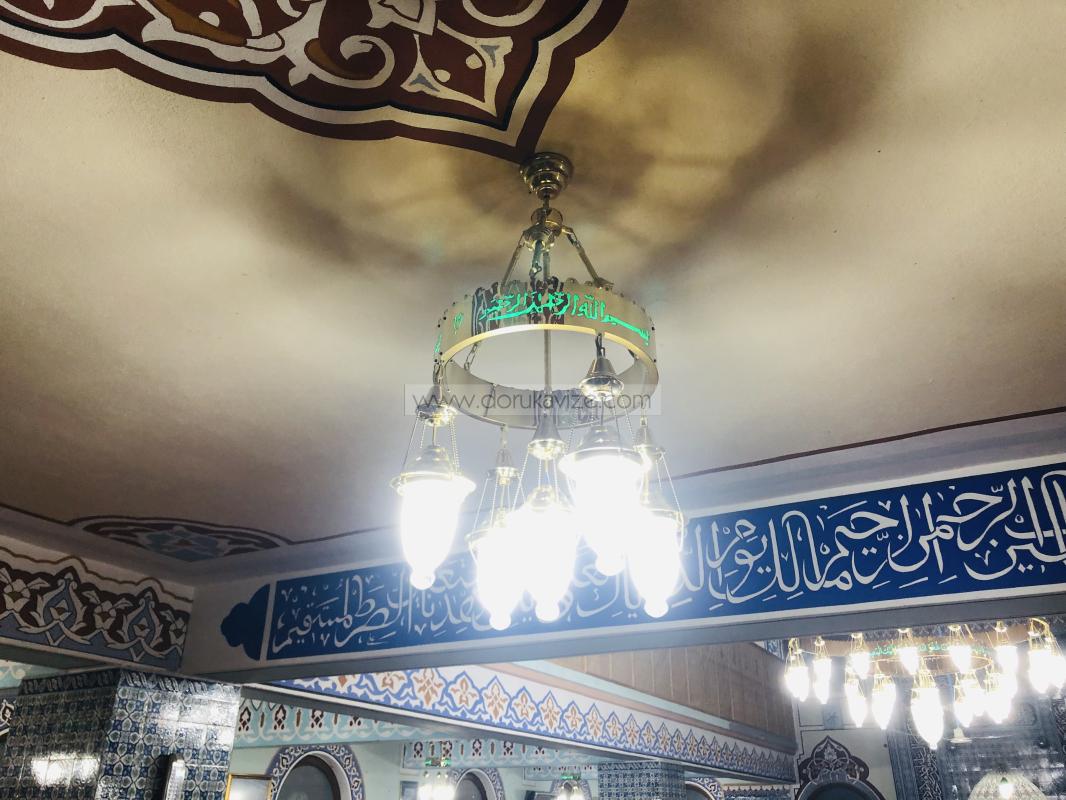 50%205%20+%201%20bulb%20mosque%20chandelier%20Lale%20model